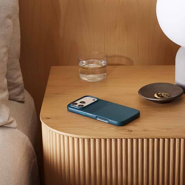 Фото - Чехол для смартфона Apple Beats iPhone 17 Pro Max Rugged Case with MagSafe and Camera Control Rocky Blue (MGJ94)