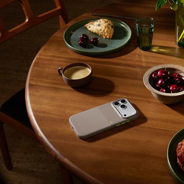 Фото - Чехол для смартфона Apple Beats iPhone 17 Pro Max Rugged Case with MagSafe and Camera Control Alpine Gray (MGJA4)