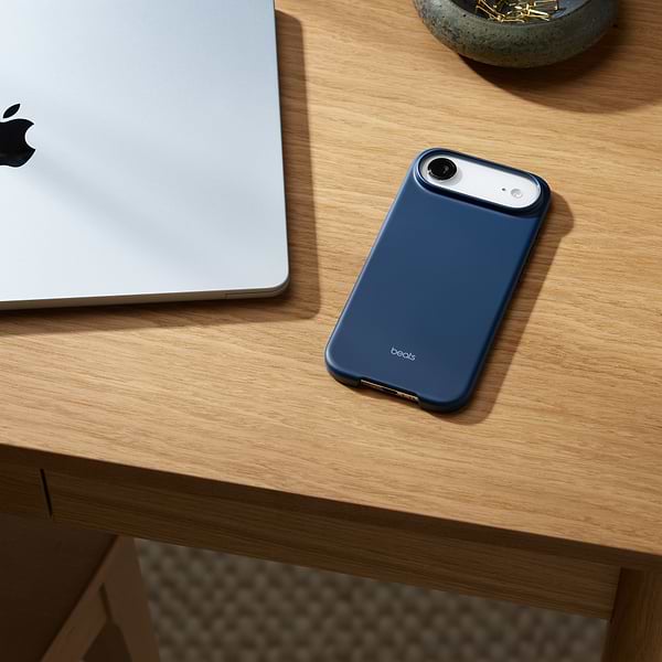 Фото - Чехол для смартфона Apple Beats iPhone Air Case with MagSafe and Camera Control Bedrock Blue (MGJW4)