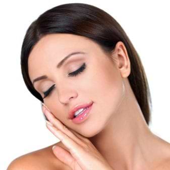 Фото - Міцелярна вода Garnier SKIN NAT очищає 400 мл