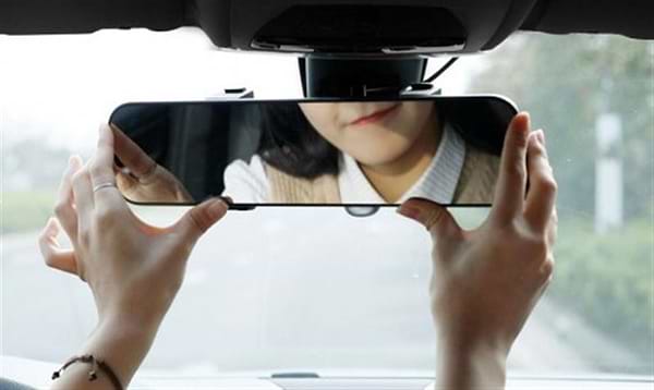 Фото - Видеорегистратор Xiaomi 70mai Rearview Mirror Dash Cam (Midriver D04)