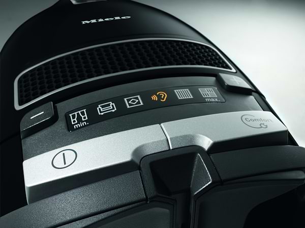 Фото - Пылесос для сухой уборки с мешком Miele SGDF3 OBSW