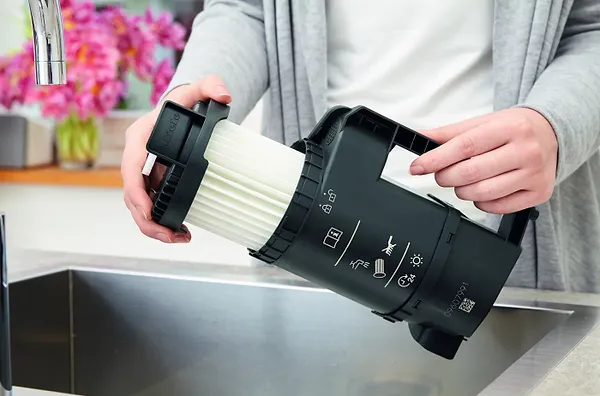 Фото - Пилосос для сухого прибирання без мішка Miele SKRF3 Blizzard CX1 MART