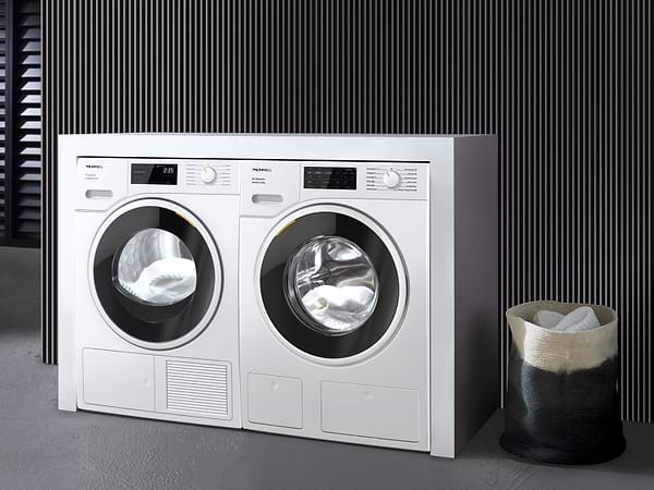 Фото - Стиральная машина Miele WSG 663 WCS