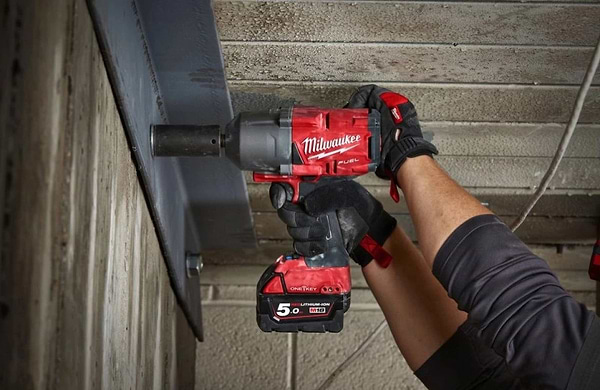 Фото - Гайковерт акумуляторний Milwaukee 1/2"" (1491 Нм) M18 FUEL ONEFHIWP12-0X ONE-KEY HD кейс (4933478443)