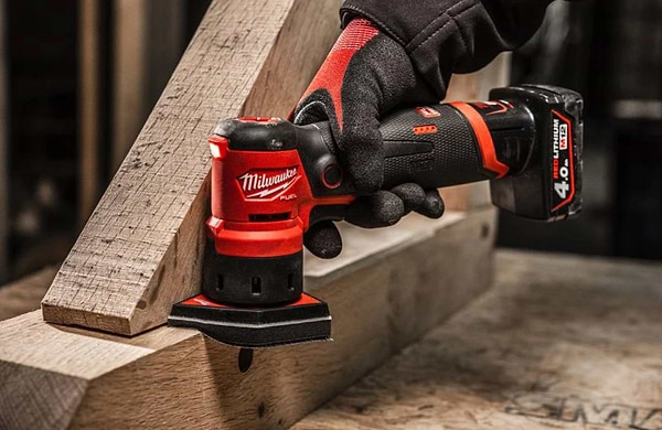 Фото - Віброшліфовальна машина Milwaukee M12 FDSS-422X (4933479681)