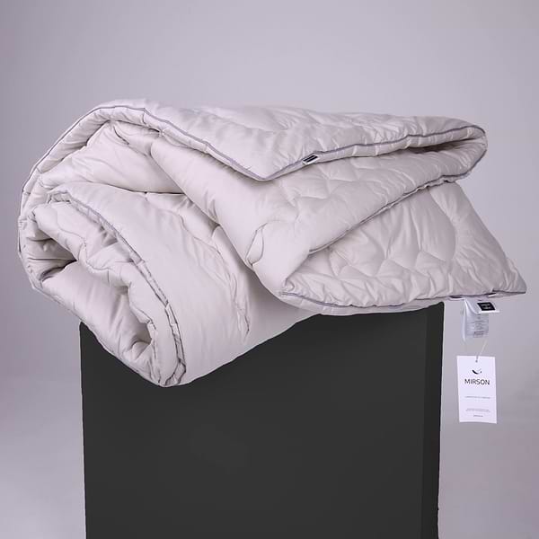 Фото - Одеяло зимнее полуторное MirSon антиаллергенное №1004 "Silver Cloud" EcoSilk 140х205 (2200010352672)