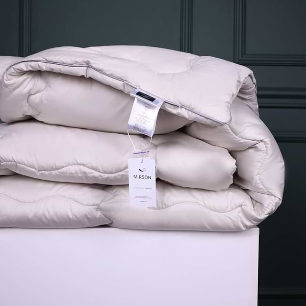 Фото - Одеяло зимнее полуторное MirSon антиаллергенное №1004 "Silver Cloud" EcoSilk 140х205 (2200010352672)