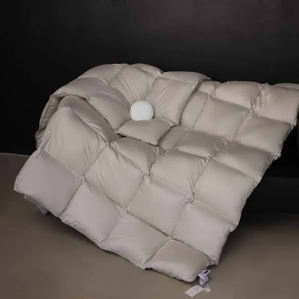 Фото - Одеяло зимнее двуспальное евро MirSon 100% пух Сатин-Премиум пуходержащий № 066 "Silver Cloud" 220х240 (2200009348693)