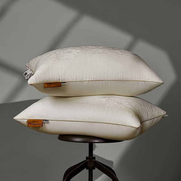 Фото - Подушка стандартна MirSon №15-77 Ferrero з Евкаліптом Vanilla середня 50х70 (2200011166995)