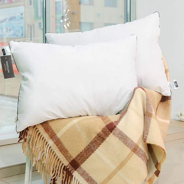 Фото - Подушка стандартна MirSon №1546 Royal Light Eco-Soft 60х60 см (2200005065013)