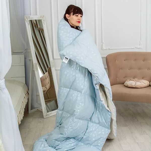 Фото - Одеяло демисезонное двуспальное евро MirSon №1837 Bio-Blue 90% пух 200x220 (2200003013467)