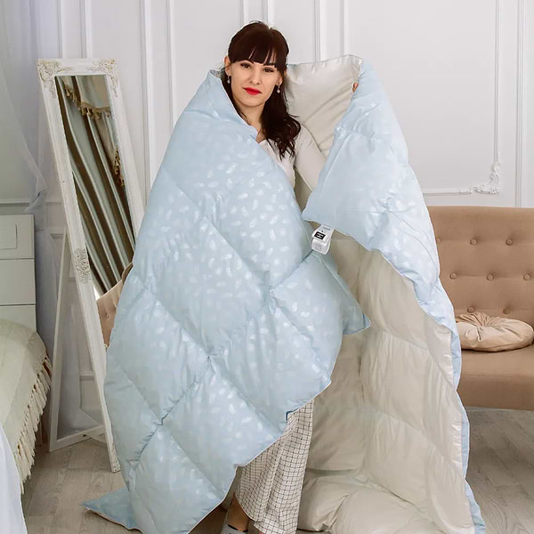 Фото - Одеяло демисезонное двуспальное евро MirSon №1837 Bio-Blue 90% пух 200x220 (2200003013467)