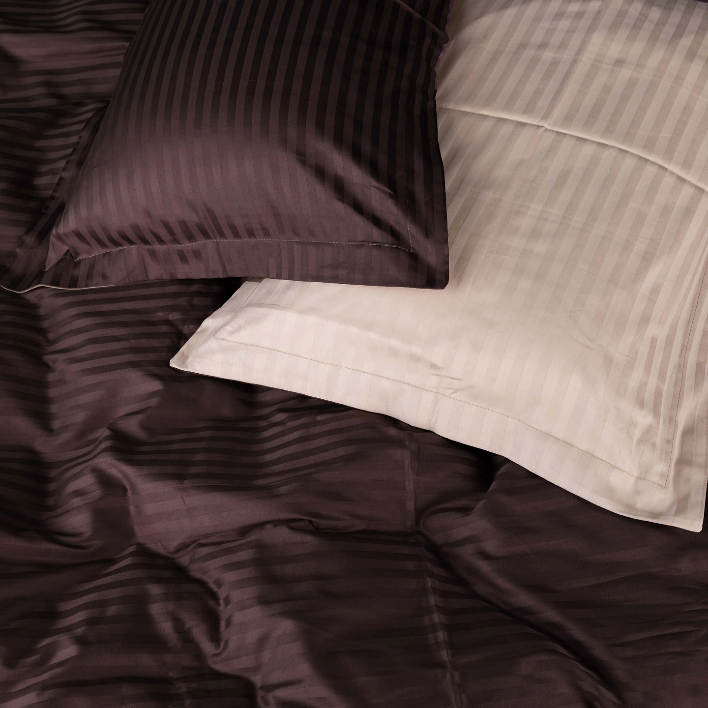 Комплект постільної білизни MirSon Satin Stripe 30-0006 +30-0004 Baylee 220х240 см King Size (2200005256688)