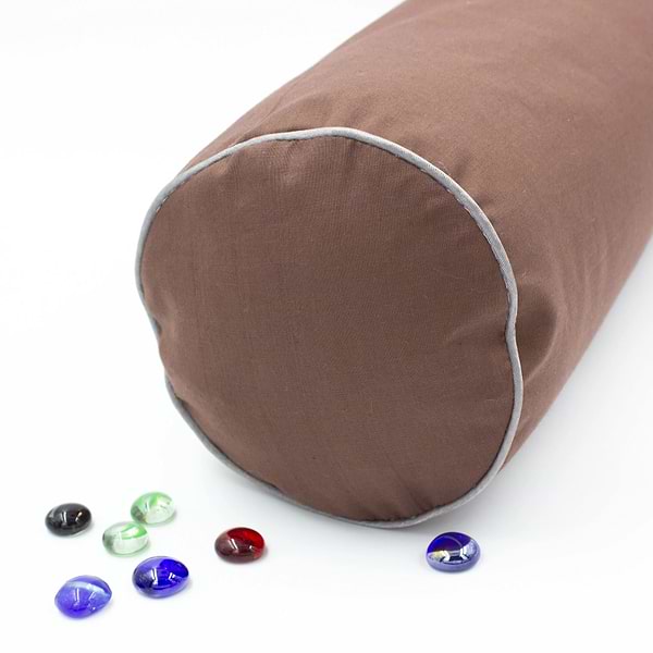 Фото - Подушка валик MirSon №8546 Naturale Line 19-1217 Chocolate Perla 100% Memory 70х16 см (2200006344087)