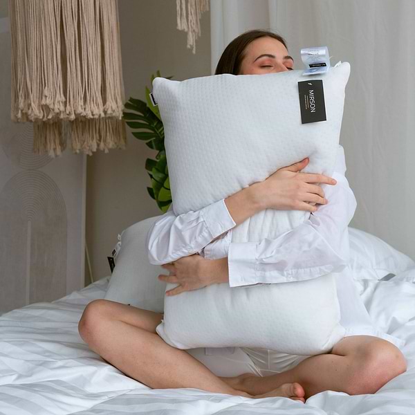 Фото - Подушка стандартна MirSon №867 Julia з Евкаліптом Hand made Середня 60х60 см (2200003213966)