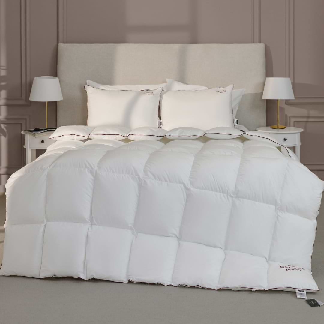 Ковдра демісезонна двоспальна євро MirSon пухове DeLuxе 029 220x240 см (2200000000248)