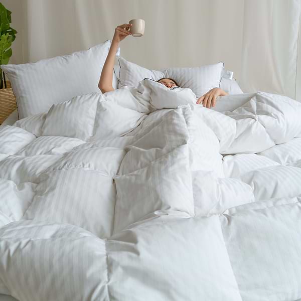 Фото - Одеяло зимнее полуторное MirSon пуховое Royal Pearl 036 155x215 см (2200000003782)