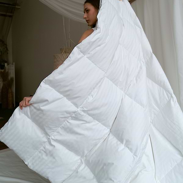 Фото - Одеяло зимнее полуторное MirSon пуховое Royal Pearl 036 155x215 см (2200000003782)