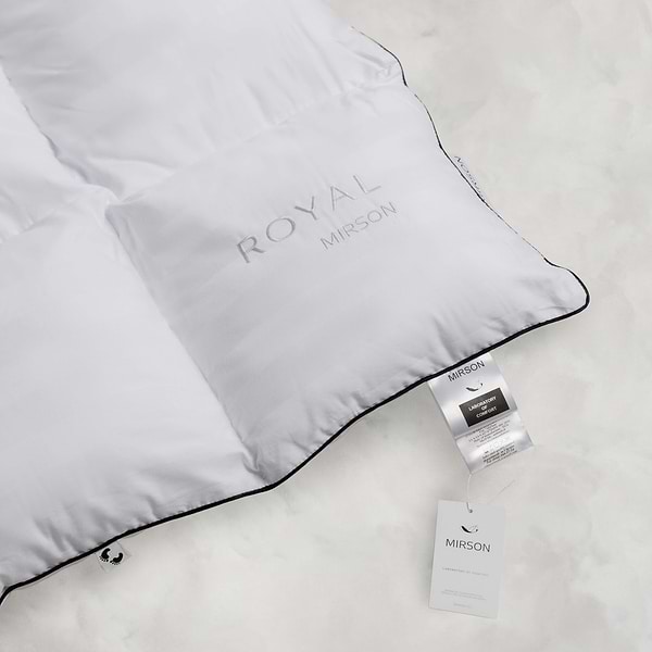 Фото - Одеяло демисезонное двуспальное MirSon пуховое Royal 033 172x205 см (2200000003935)