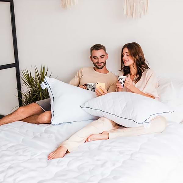 Фото - Подушка стандартна MirSon 
вовняна 1219 Royal Pearl Premium Середня 40х60 см (2200001517349)