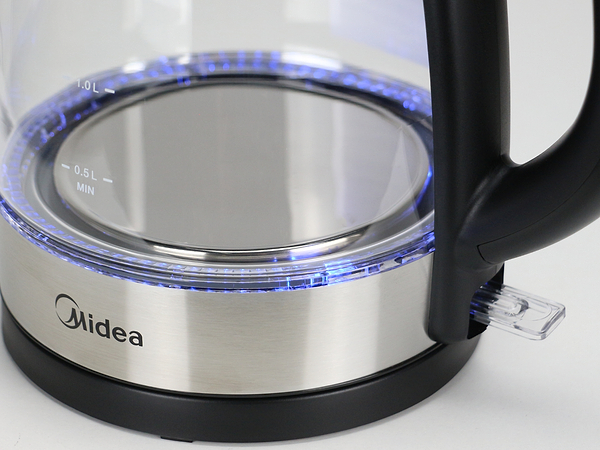 Фото - Электрический чайник Midea MK-17G02B2