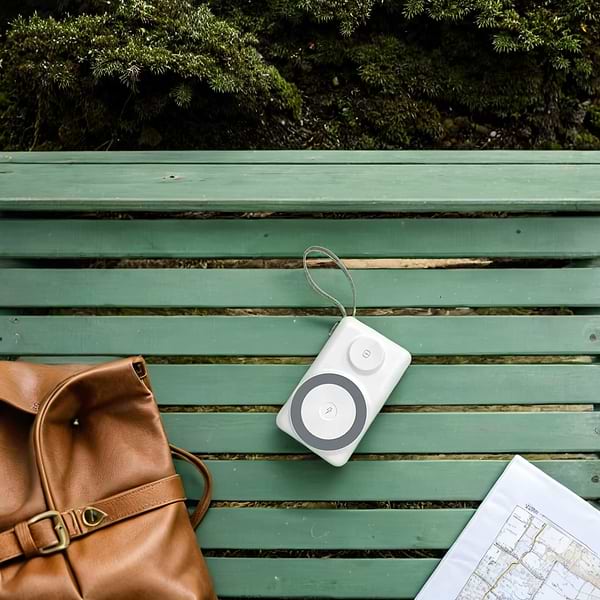 Фото - Батарея мобильная Choetech Magnetic Wireless 20000mAh 22.5W,USB-A,2xUSB-C PD,QC3.0,Apple Watch charger White (B696-GW)