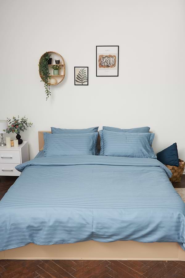 Фото - Комплект постельного белья детский Moon&Star 110х140 нав. 2х50х70 Ultramarine Satin Stripe (MS-830000195)