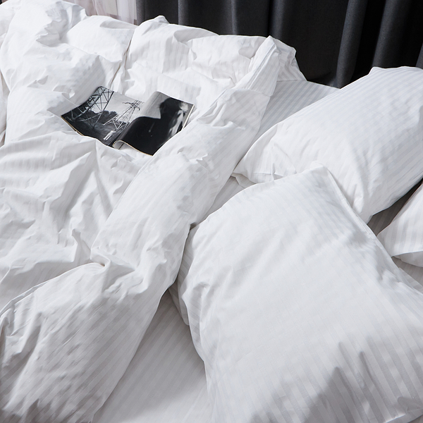 Фото - Комплект постільної білизни Moon&Star прост. 220х240 + 2 нав. 50х70 Бязь Gold Люкс White Harmony (MS-880000514)