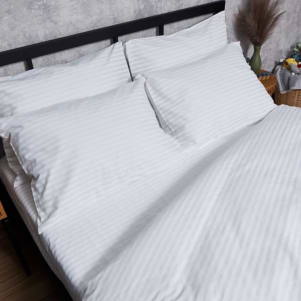 Фото - Комплект постільної білизни Moon&Star Бязь Gold Люкс White Harmony 143х210 см нав. 40х60 2 шт. (MS-890000615)