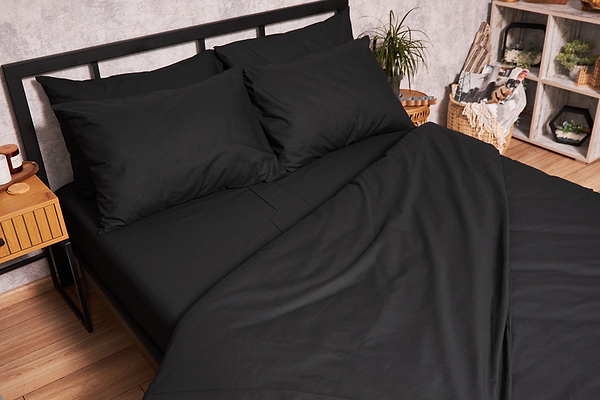 Фото - Комплект постільної білизни Moon&Star Бязь Gold Люкс Black 143х210х2 нав. 2х40х60 (MS-820003000)