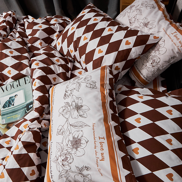 Фото - Комплект постільної білизни Moon&Star Бязь Gold Люкс Heart Patch 160х220х2 нав. 2х70х70 (MS-820009412)