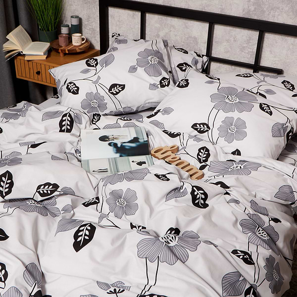 Фото - Комплект постільної білизни Moon&Star Бязь Gold Люкс Misty Petals 160х220 + 40х60 см 2 шт. (MS-890000333)