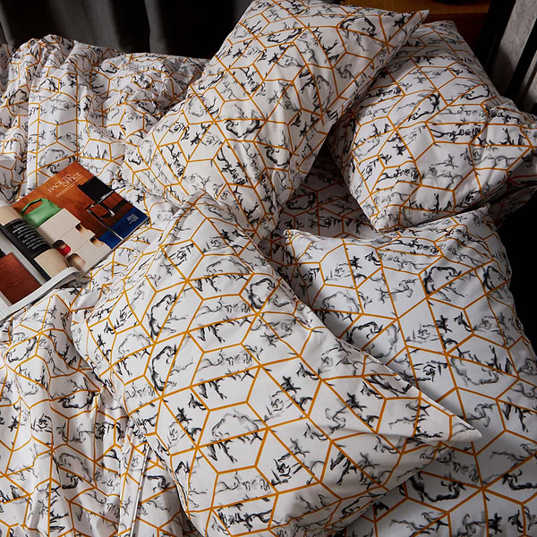 Фото - Комплект постельного белья Moon&Star Бязь Gold Люкс Modern Marble Полуторний Євро 160х220 наволочки 4х50х70 (MS-820009473)