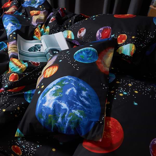 Фото - Комплект постельного белья Moon&Star прост. 220х240 + 2 нав. 70х70 Бязь Gold Люкс Universe Magic (MS-880000443)