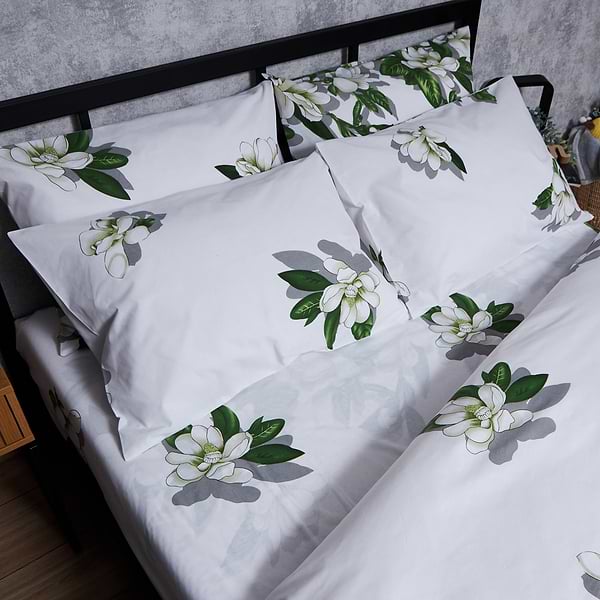 Фото - Комплект постільної білизни Moon&Star Бязь Gold Люкс «Wisteria White» King Size 220x240 нав. 2х70х70 (MS-820007457)