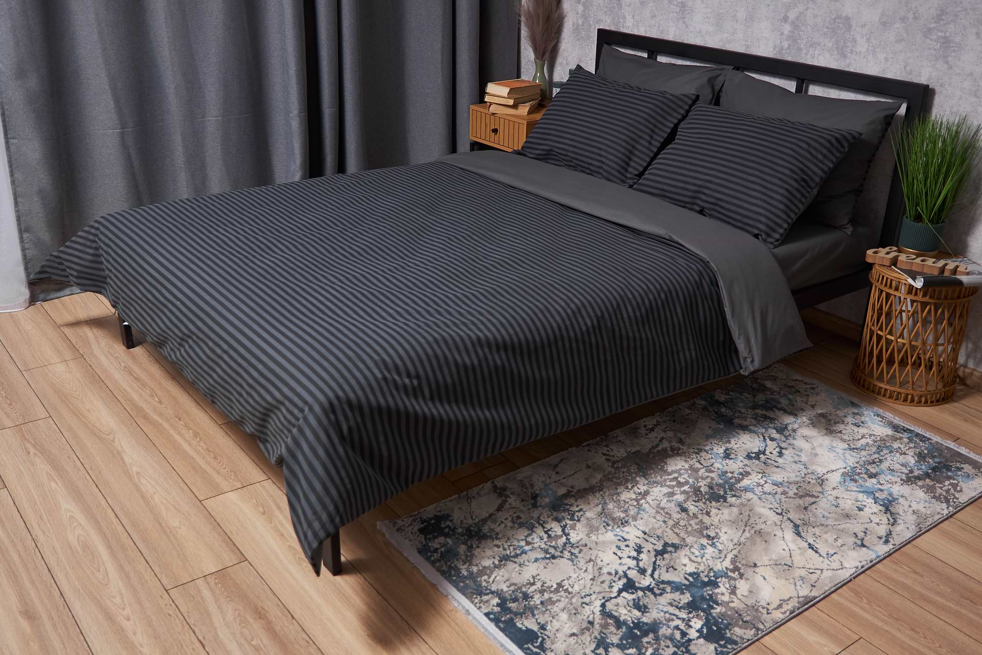 Комплект постельного белья Moon&Star 200х220 см нав. 4х70х70 Gray Stripe&Black Бязь Gold Люкс (MS-820001059)