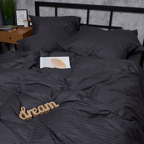 Фото - Комплект постельного белья Moon&Star Satin Stripe Dark Serenity 160х220 +нав. 70х70 см 2 шт. (MS-890000815)