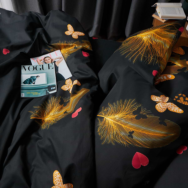 Фото - Комплект постільної білизни Moon&Star Мікросатин Premium Golden Flutter 160х220 нав. 4х70х70 (MS-820007829)