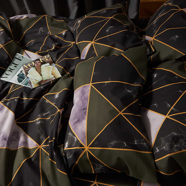 Фото - Комплект постільної білизни Moon&Star Мікросатин Premium Golden Marble 180х220 нав. 40х60 см 2 шт. (MS-880000567)