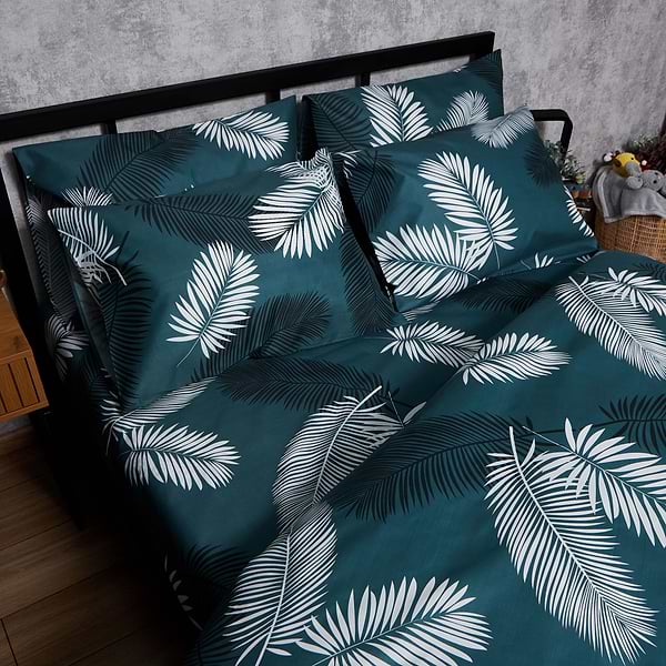 Фото - Комплект постільної білизни Moon&Star Мікросатин Premium «Green Oasis» 200х220 нав. 2х50х70 (MS-820007851)