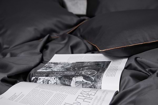 Фото - Комплект постільної білизни Moon&Star Satin Premium Gold Corner 143х210 (MS-820003900)