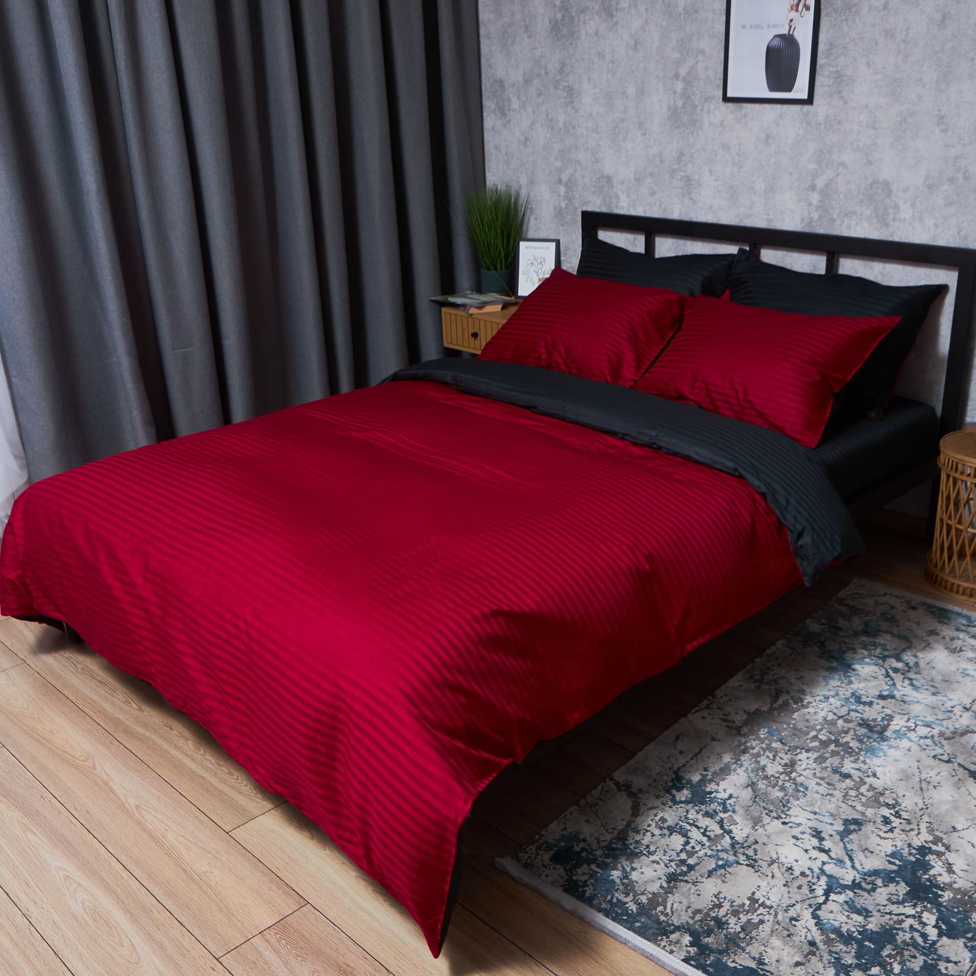 Комплект постельного белья Moon&Star Satin Stripe Dark Romance 150х220 нав. 40х60 см 2 шт. (MS-880000660)