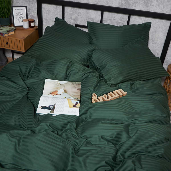 Фото - Комплект постельного белья Moon&Star Satin Stripe Mystic Green 143х210 нав. 2х50х70 (MS-820008626)