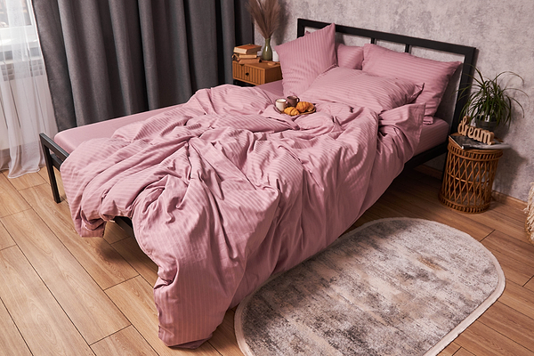 Фото - Комплект постельного белья Moon&Star Satin Stripe Stripe Candy 160х220 нав. 4х70х70 (MS-820003559)