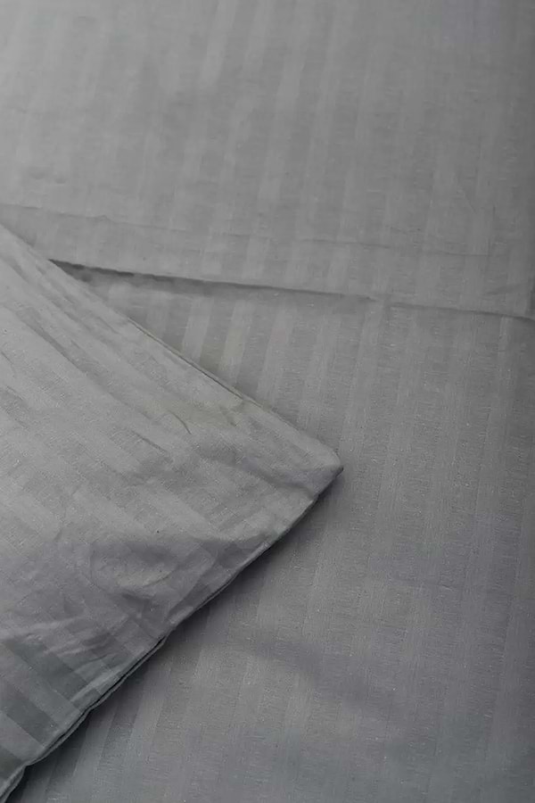 Фото - Комплект постельного белья детский Moon&Star Satin Stripe, Stripe Gray 110х140 нав. 2х40х60 (MS-830000209)