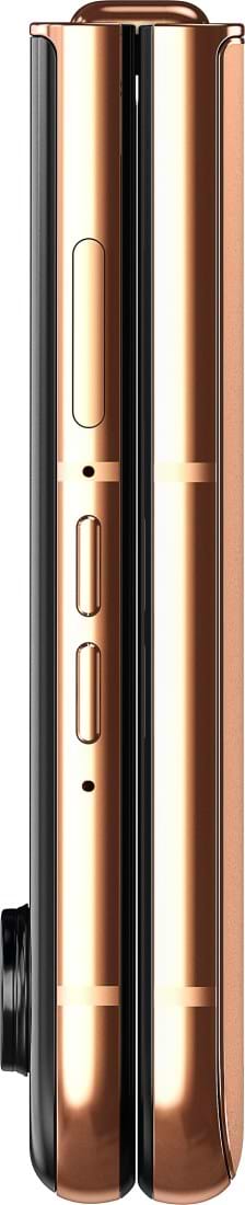 Фото - Смартфон Motorola Razr 50 Ultra 12/512Gb Peach Fuzz