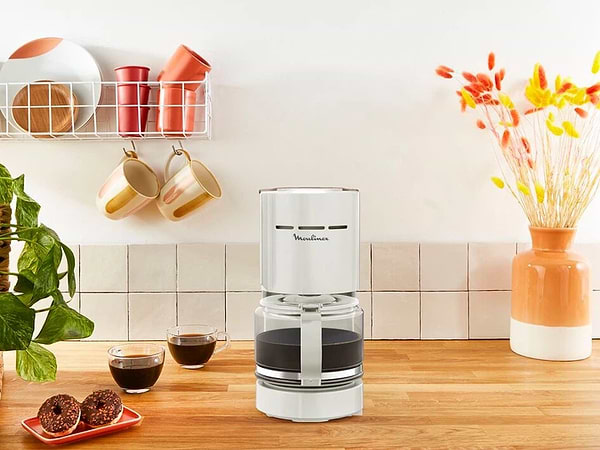 Фото - Кофеварка капельная Moulinex FG121A10