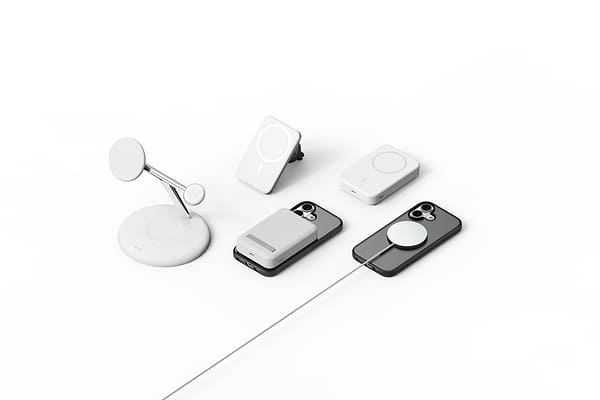 Фото - Чохол для смартфону Belkin for iPhone 17 Magnetic Protective Grip Black (MSA034HQBK)