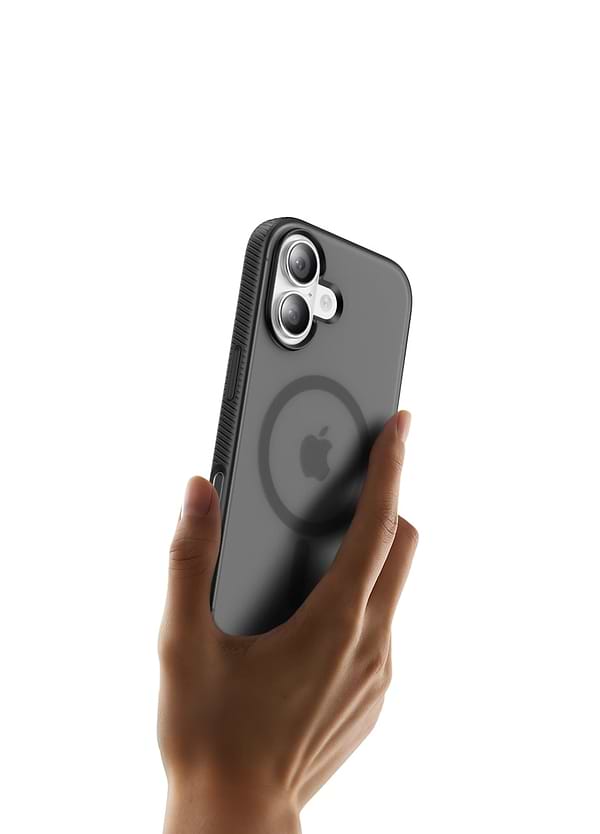 Фото - Чохол для смартфону Belkin for iPhone 17 Magnetic Protective Grip Black (MSA034HQBK)